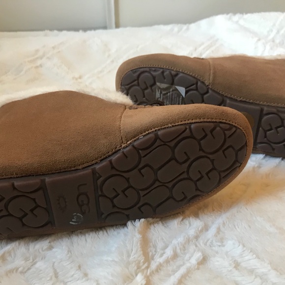 UGG Alena Moccasin - Picture 8 of 14